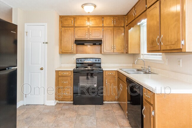 Building Photo - 2600 Fitzgerald Rd