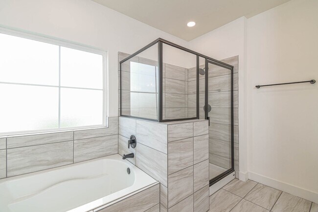 Building Photo - 16571 Oasis Glade Dr