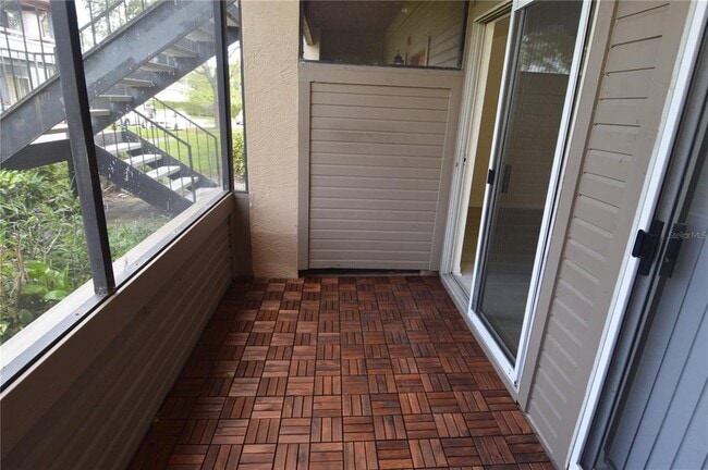 Building Photo - 10263 Gandy Blvd N