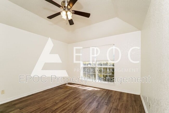 Building Photo - 2507 Lain Dr