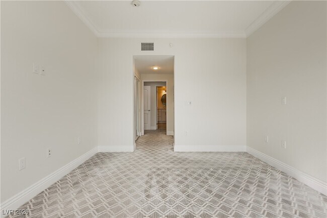 Building Photo - 2220 Village Walk Dr