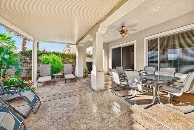 Building Photo - 40856 Calle Desierto