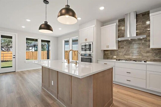 Building Photo - 356 Milkwood Ter