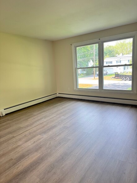 Building Photo - 435 Onondaga St