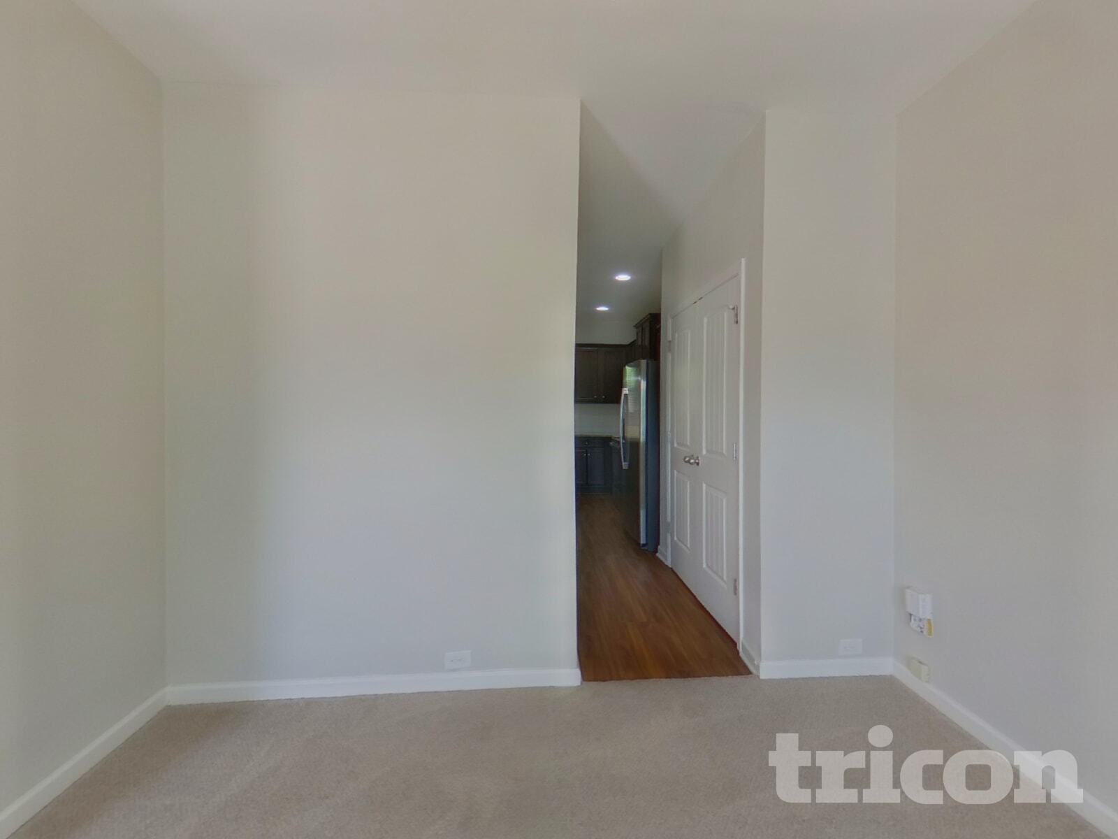 Building Photo - 297 Parkview Pl Dr