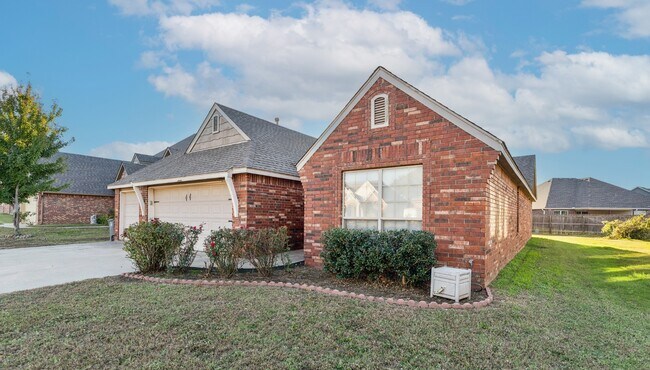 Building Photo - 4124 S 134th E Ave