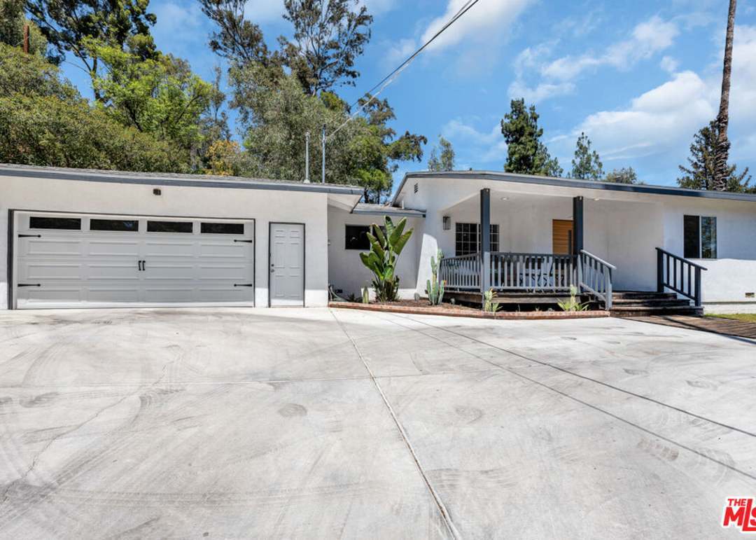 Building Photo - 21523 Dumetz Rd