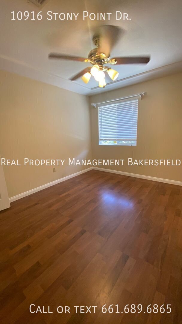 Building Photo - 10916 Stony Point Dr
