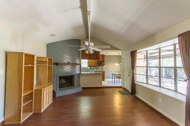 Building Photo - 5403 Timpani Dr