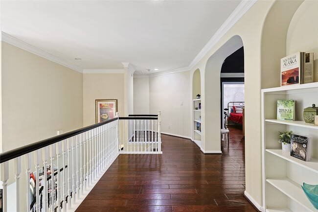 Building Photo - 1415 Meadow Hill Dr