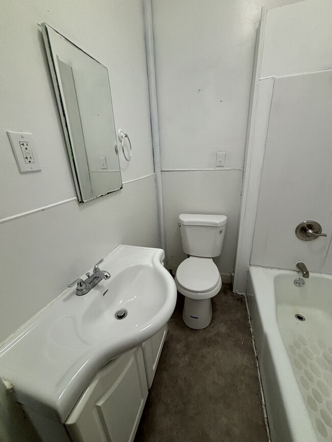 Bathroom - 1232 Cherry St