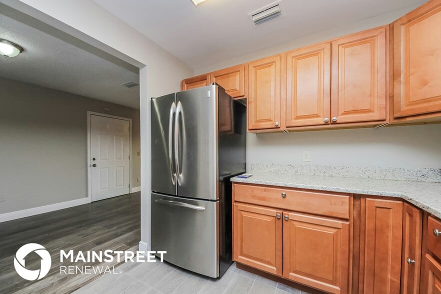 Building Photo - 660 McKinley Ct