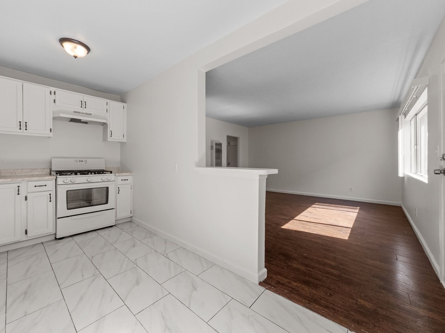 Building Photo - 4533 Pickford St