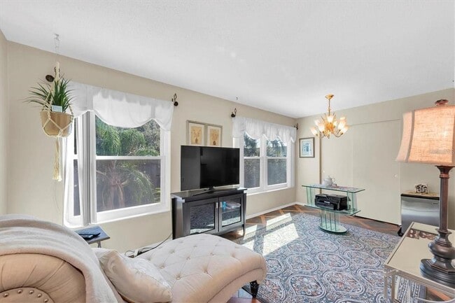 Building Photo - 2469 Franciscan Dr