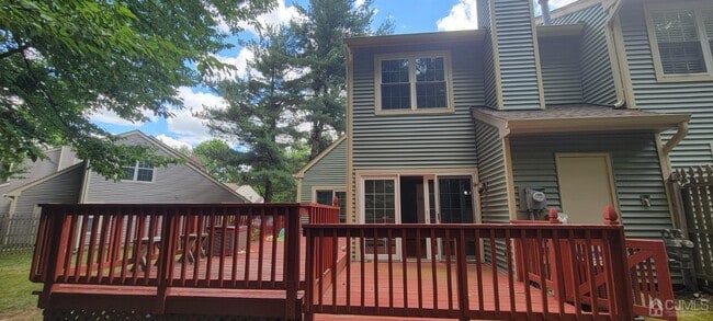 Building Photo - 1408 Locust Ct