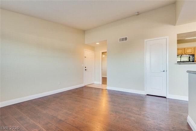 Building Photo - 5055 W Hacienda Ave