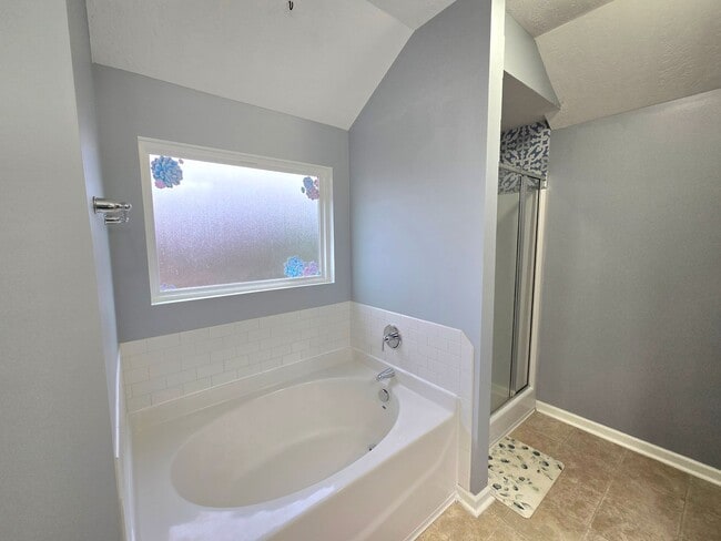 Building Photo - 3222 Alexandria Dr