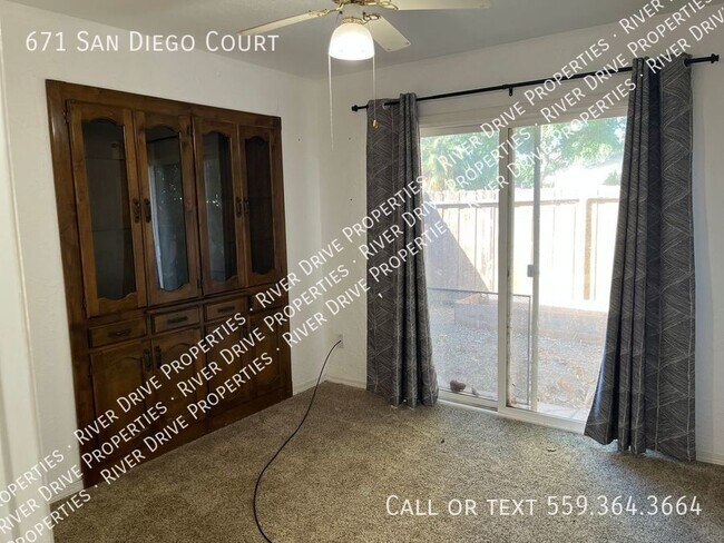 Building Photo - North Merced With Pool!!