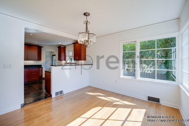 Building Photo - 3218 NW 60th St