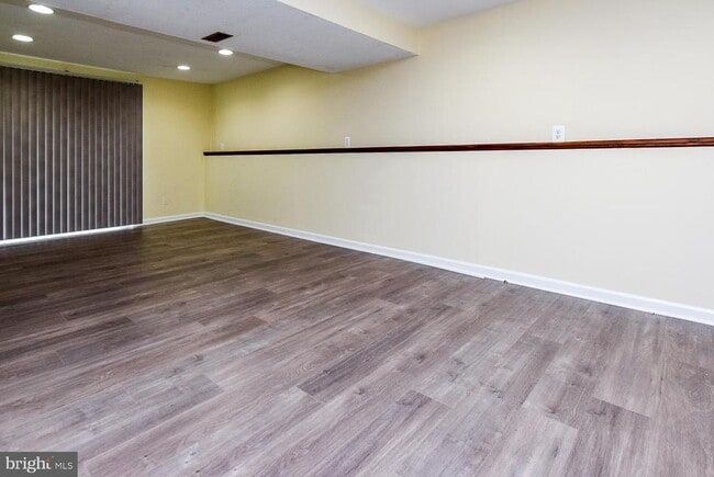 Building Photo - 6584 Madrigal Terrace