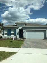 Building Photo - 3045 Lake Tahoe Ave