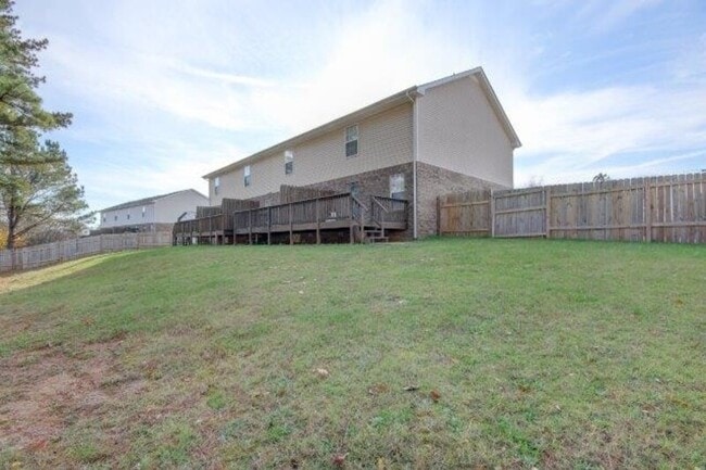 Building Photo - 2107 Ringgold Ct