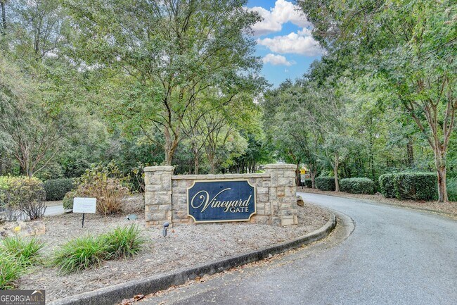 Building Photo - 1145 Glenwyck Dr