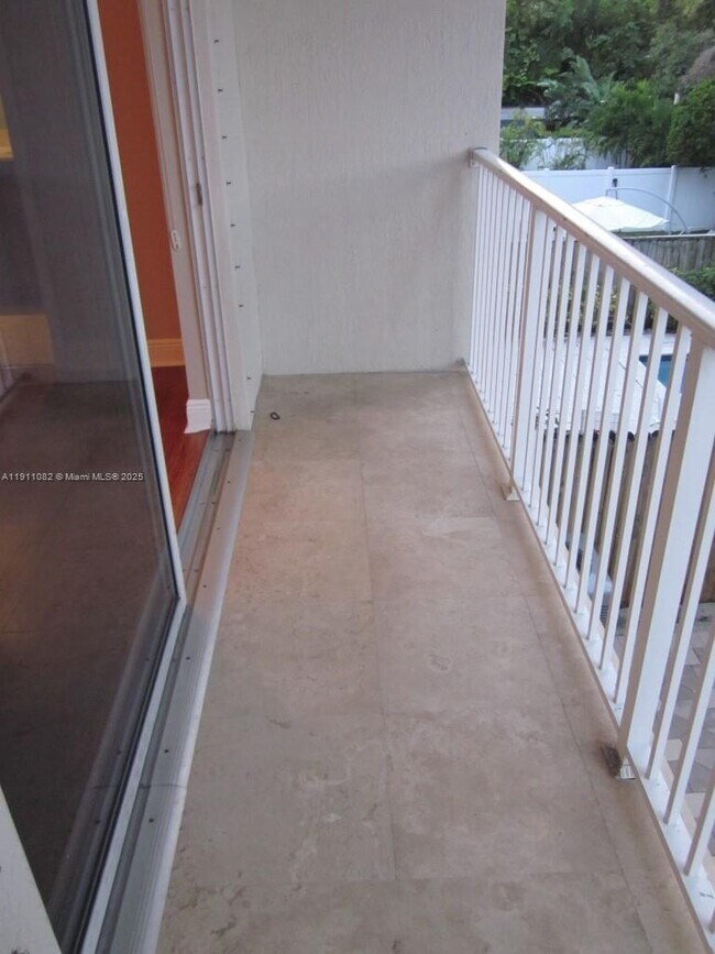 Building Photo - 2920 Catalina St