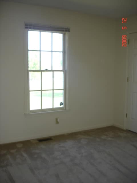 Building Photo - 3 Bedroom Pet Friendly Home For Rent Near ...