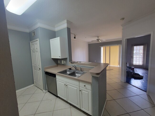 Building Photo - 4311 Bayside Village Dr