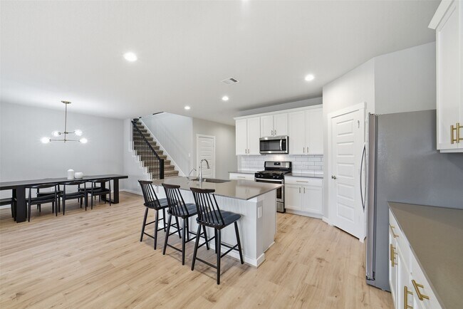 Building Photo - 28922 Yulee Mill Dr