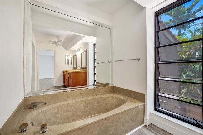 Building Photo - 103 Heatherbrook Way