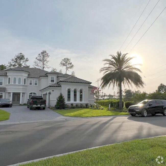 Building Photo - 2904 Marmaris Dr