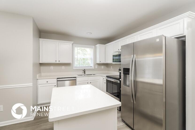 Building Photo - 104 Creekside Cir