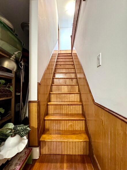 Building Photo - 27 Gammons Rd