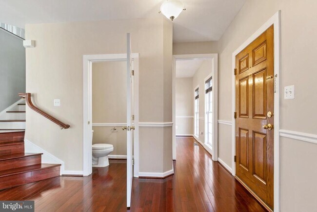 Building Photo - 23209 Robin Song Dr