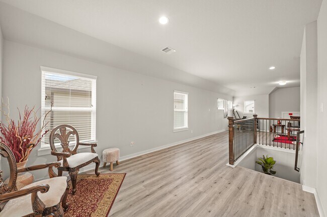 Building Photo - 18419 Windy Knl Wy