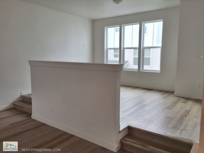 Building Photo - 1629 N Mumbarto Ln