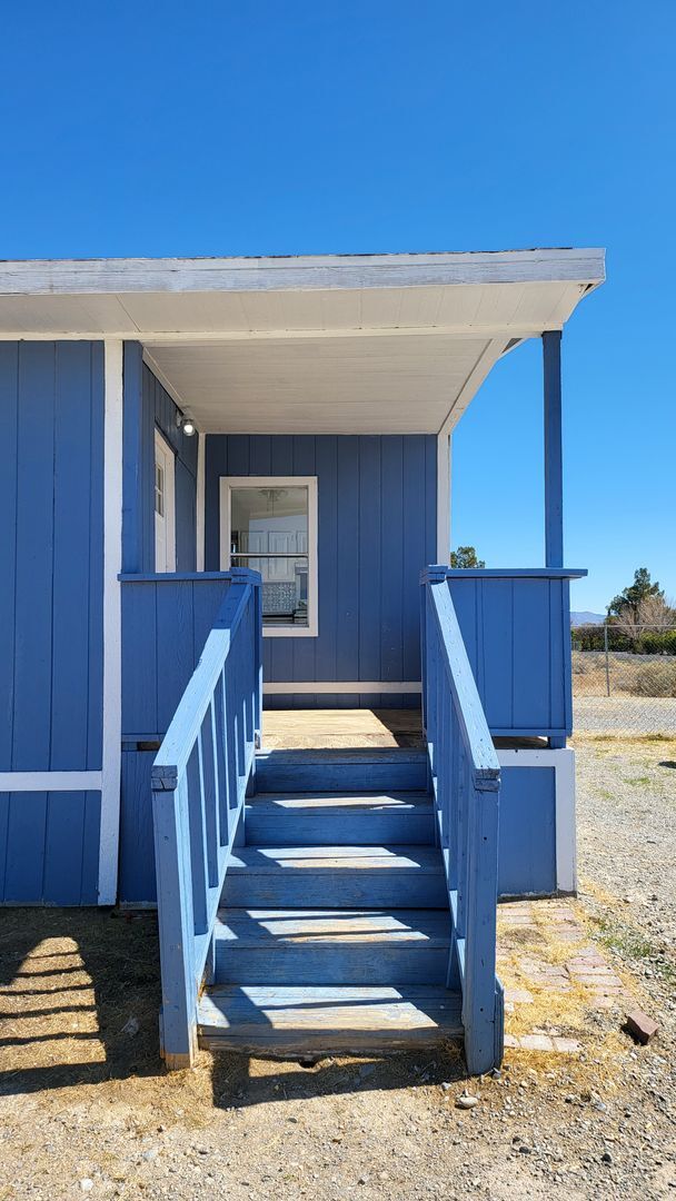 Building Photo - CAL VEGAS RANCHOS - W. Irons