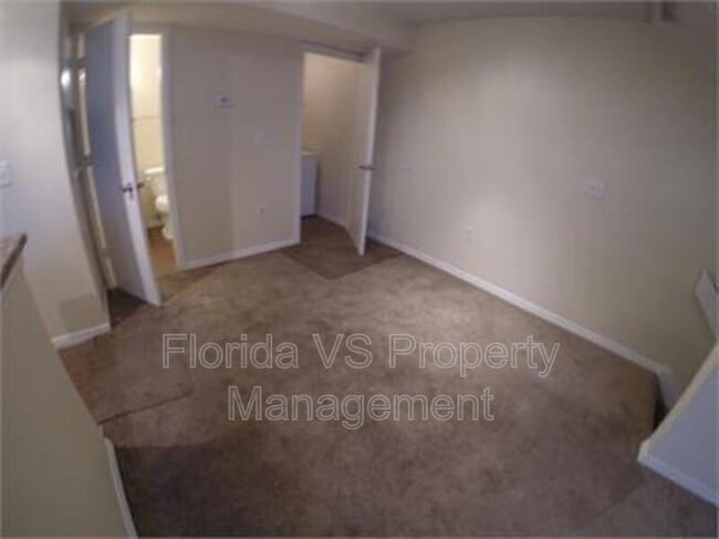 Building Photo - 413 Fountainhead Cir