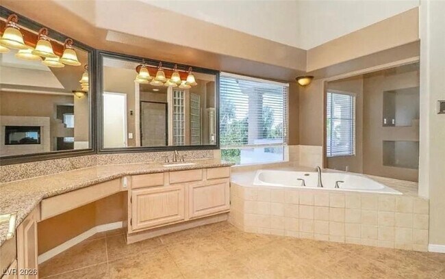 Building Photo - 2460 Monarch Bay Dr