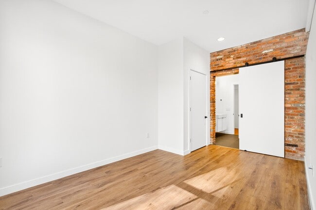 Building Photo - 57 N St NW