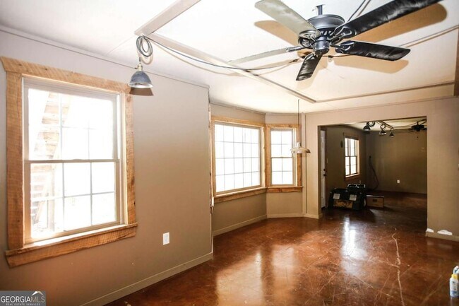 Building Photo - 435 Chandler Ct