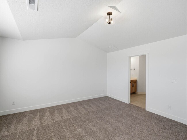 Building Photo - RES_VANDERWATT_866