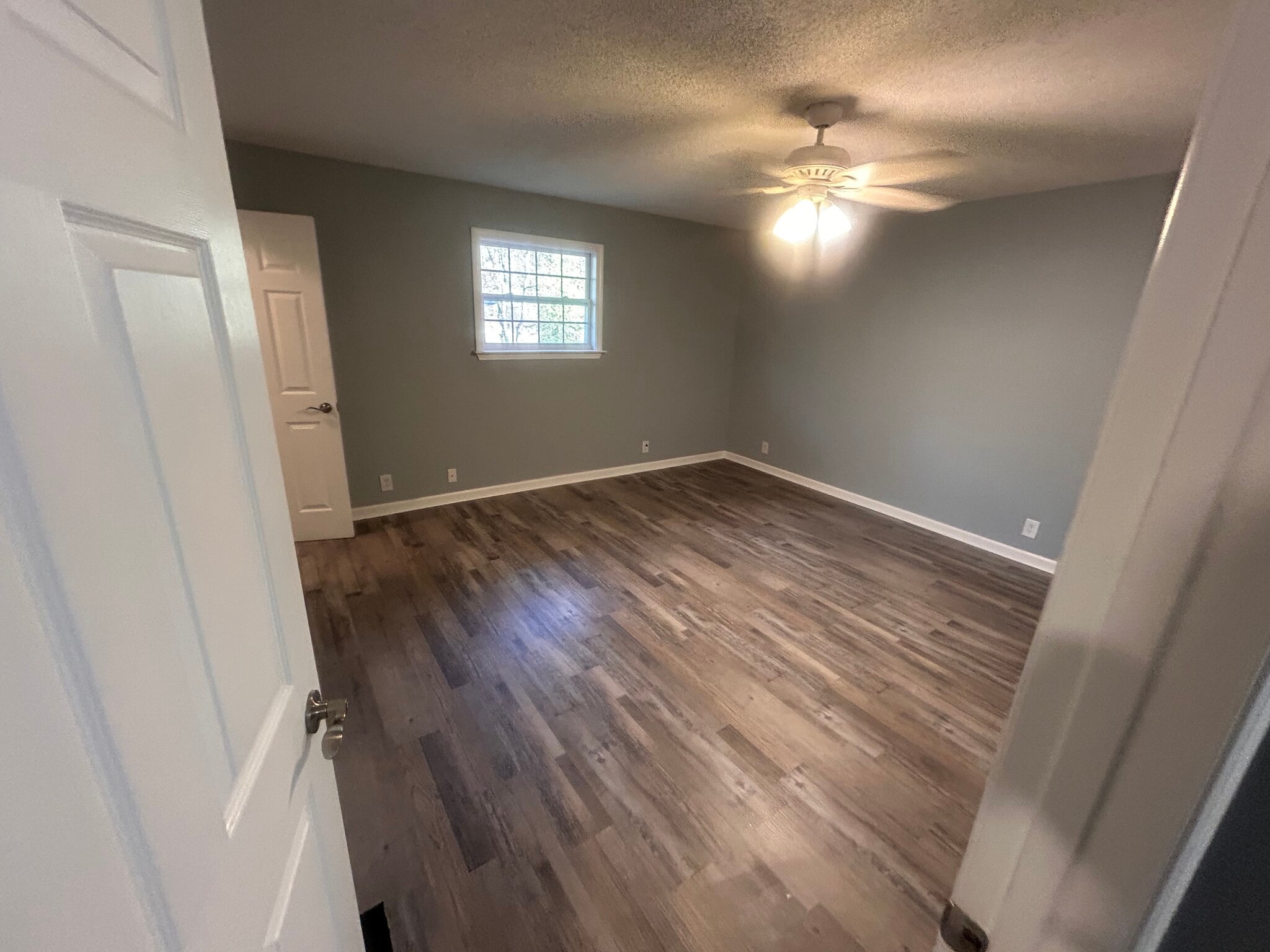 Building Photo - 6370 Harrison Pike