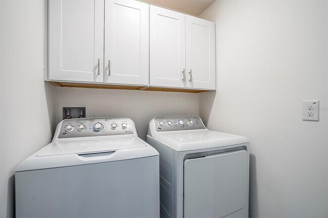 Building Photo - 30766 Veridian Wy