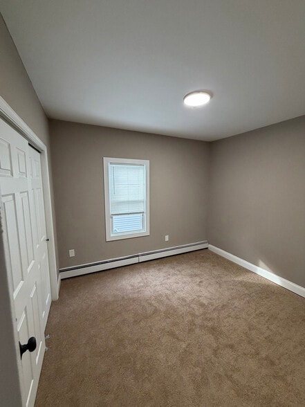 Building Photo - 1019 Howertown Rd