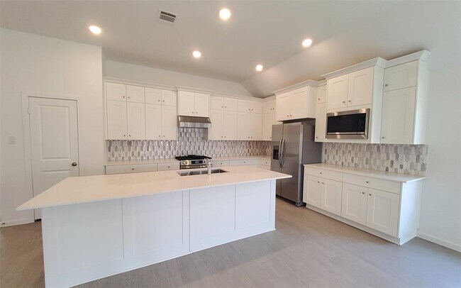 Building Photo - 6422 Seafoam Lake Dr