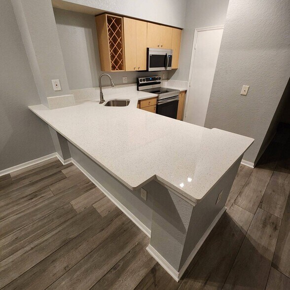 Kitchen Area - 200 4th Ave S