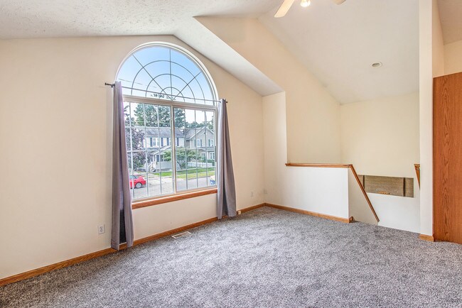 Building Photo - 1147 Veto St NW